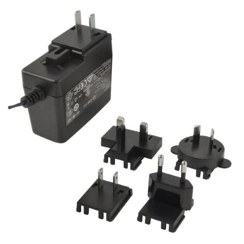 SMI18, ac/dc, 100~240Vac/9Vdc 2,2A (+) 2,1x5,5